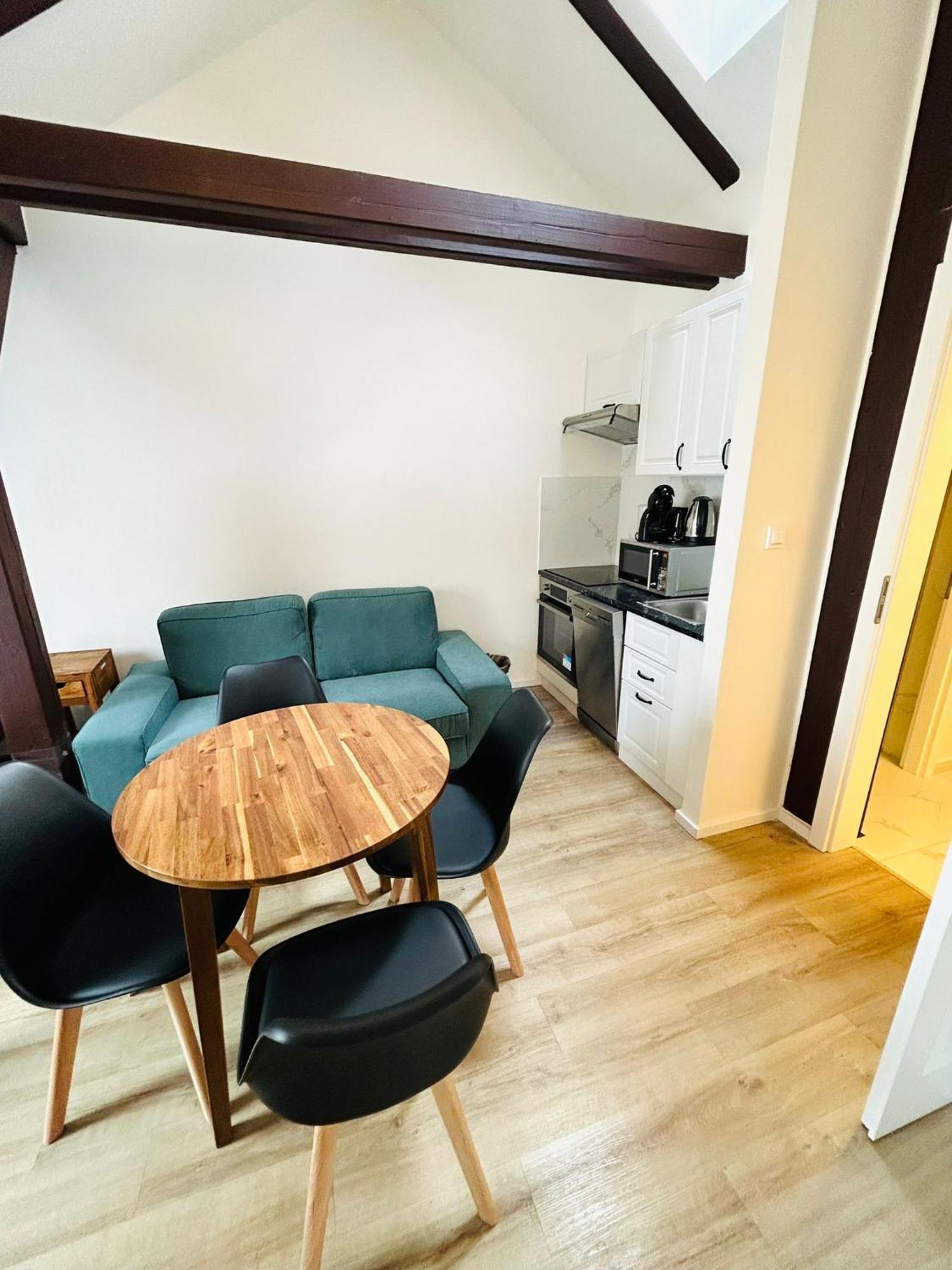 Zelezna - Old Town View Residence — Photos 1
